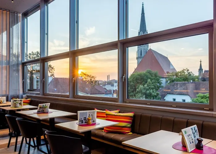 Harry\'S Home Steyr Hotel & Apartments